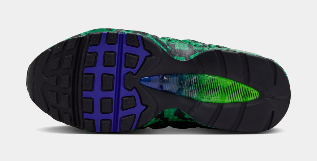 LEGO x Air Max 95 Lucky Green Grade School Lifestyle Shoes (Lucky Green/Metallic Silver/Black/Green Strike/Dark Concord) Free Shipping - sneakers - view 4