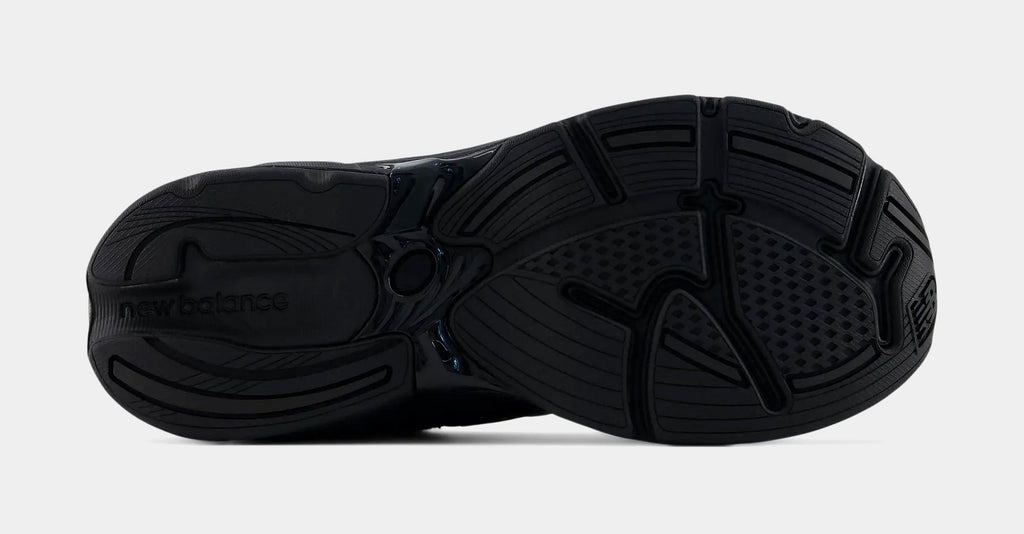 2010 Grade School Lifestyle Shoes (Black) - sneakers - view 4